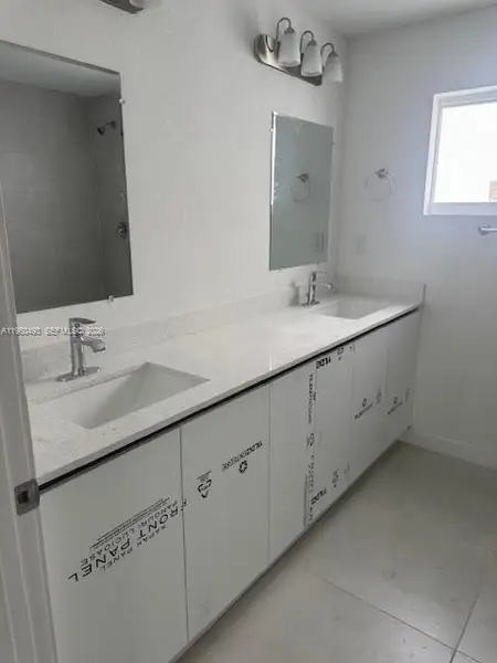 Image 9 of a home in . Image 9 of a home in .