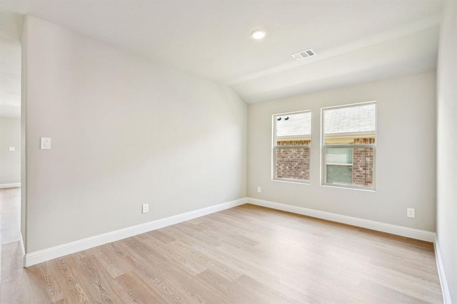 Photo is not of the actual home, but is an inspirational photo of builder’s model home and may depict options, furnishings, and/or decorator features that are not included.