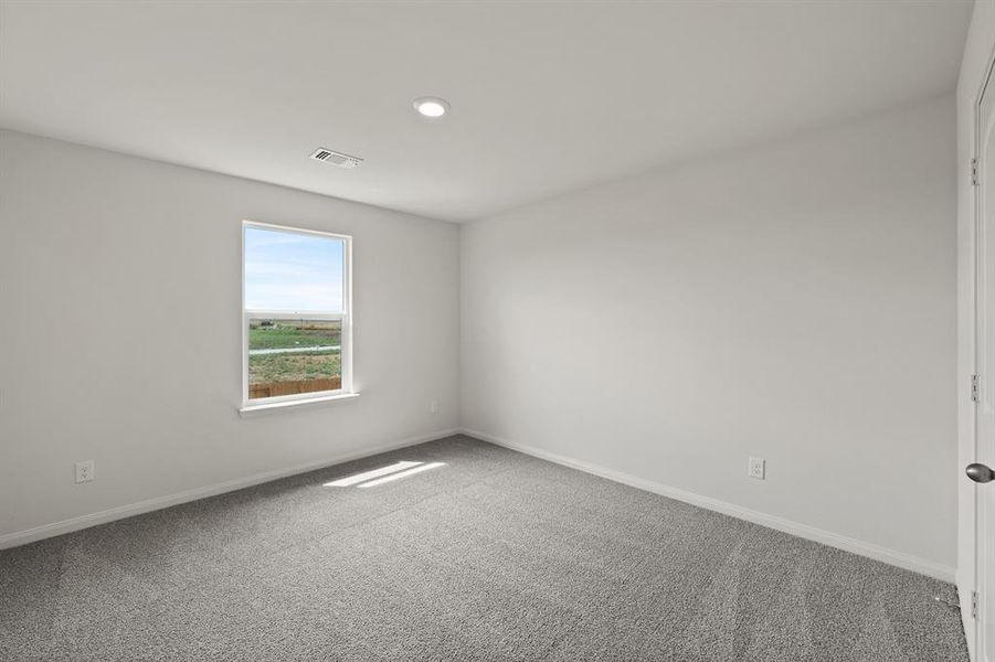 Spacious, unfurnished interior of a new home in Cresson Estates, Cresson (Image 9).