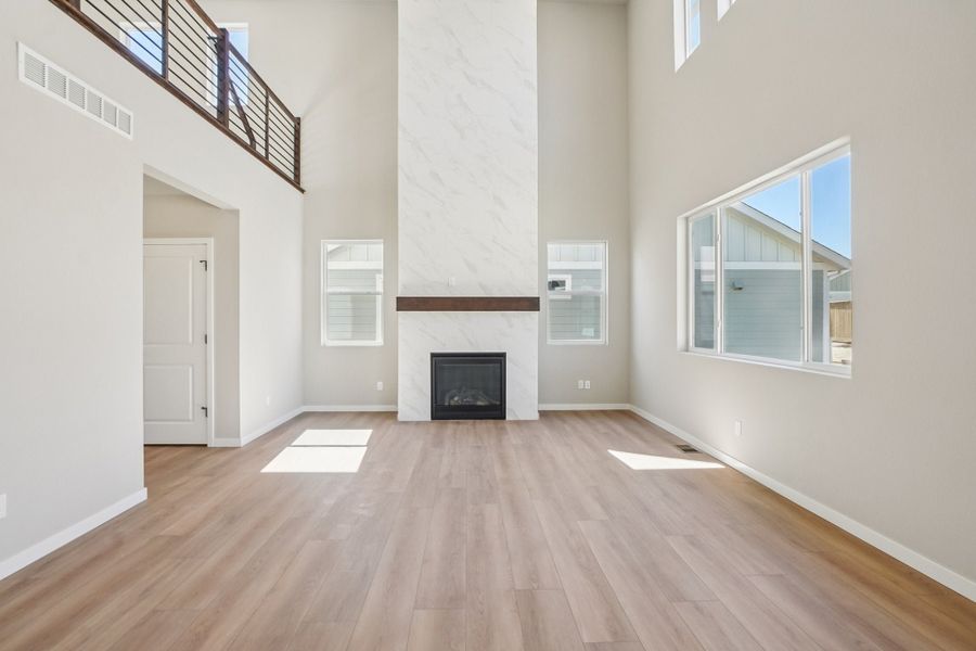 New Home in Parker, CO.  - Slide 8