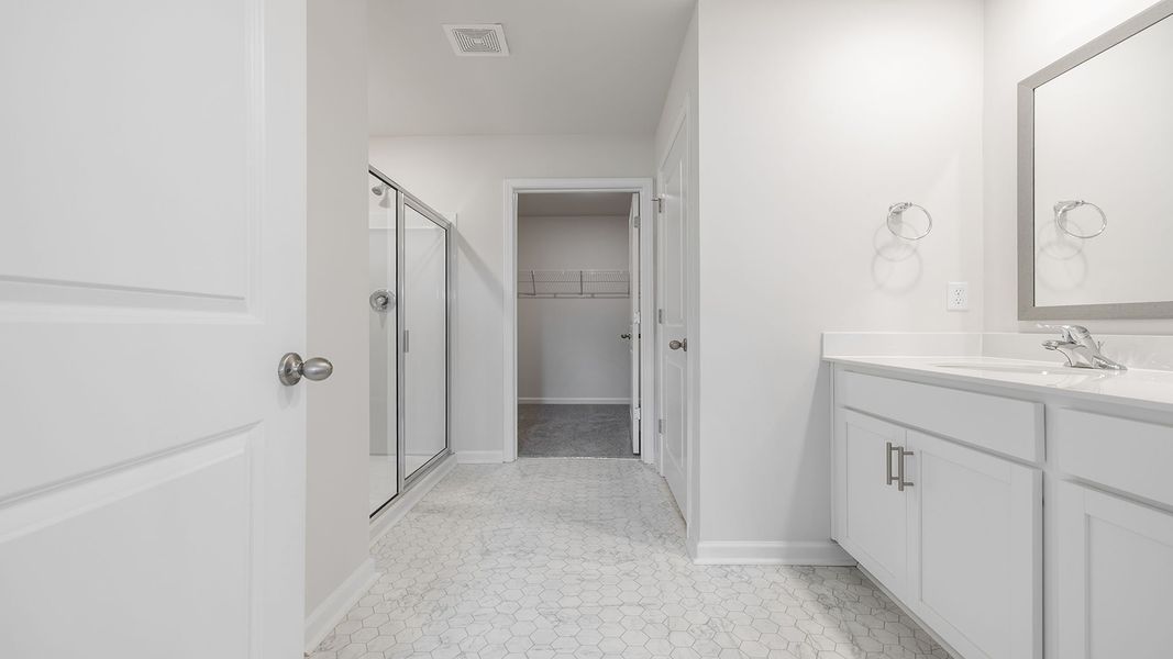 Image 27 of a home in Treemont Commons.