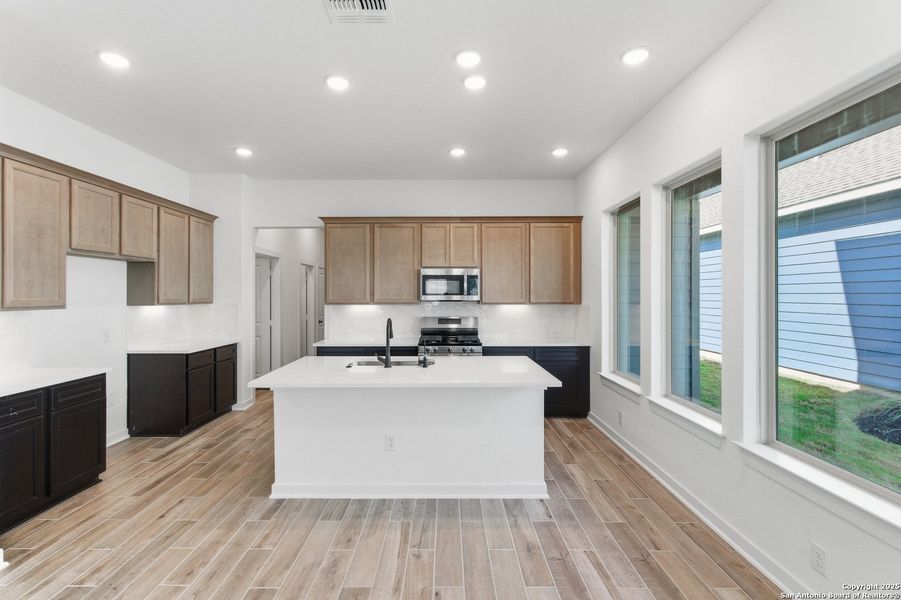 Furnished interior view inside a new home in The Crossvine – Garden Homes, Schertz (Image 12). Furnished interior view inside a new home in The Crossvine – Garden Homes, Schertz (Image 12).