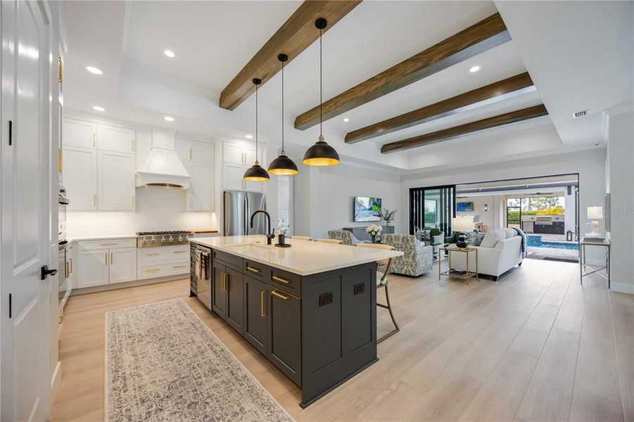 Furnished interior view inside a new home in Gran Place, Venice (Image 34).