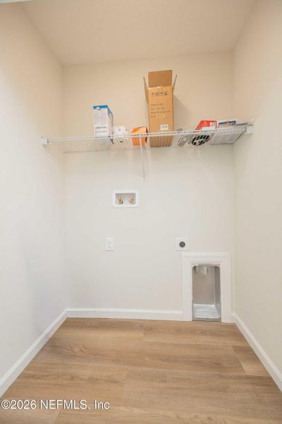 Spacious, unfurnished interior of a new home in , St. Augustine (Image 32).