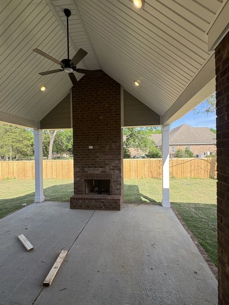 Exterior details and patio area of a home in Rookers Bend, Smyrna (Image 18).