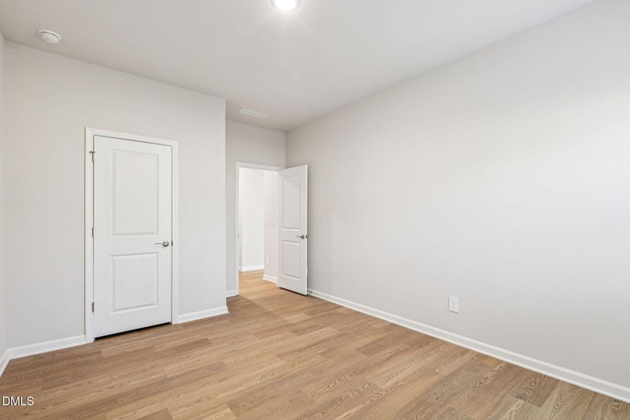 18-web-or-mls-Raleigh - Oak Manor - 145