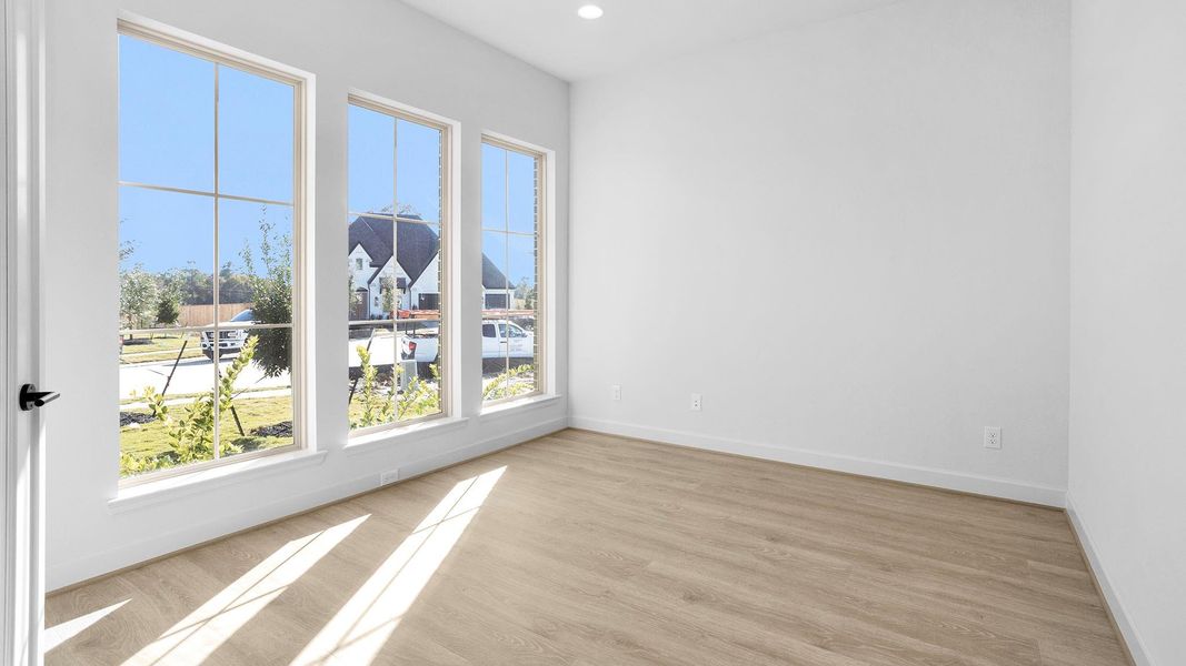 Spacious, unfurnished interior of a new home in Briarley, Montgomery (Image 25).