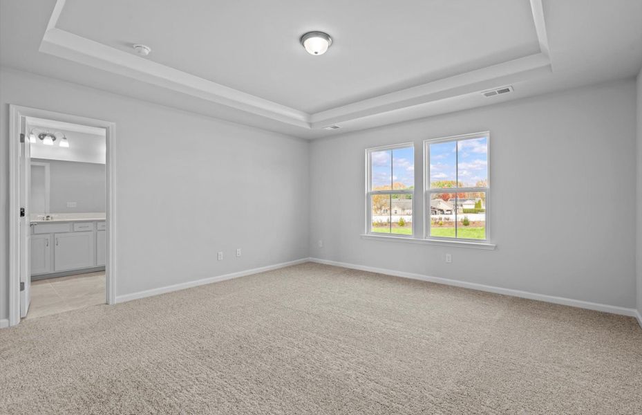 Spacious, unfurnished interior of a new home in Fox Hollow, Spartanburg (Image 16). Spacious, unfurnished interior of a new home in Fox Hollow, Spartanburg (Image 16).