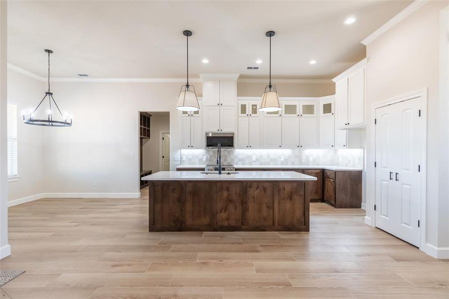 Furnished interior view inside a new home in , Tuscola (Image 5).