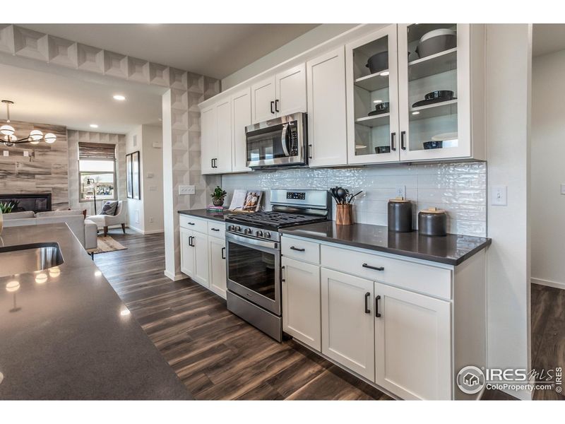EXAMPLE PHOTO: KITCHEN EXAMPLE PHOTO: KITCHEN