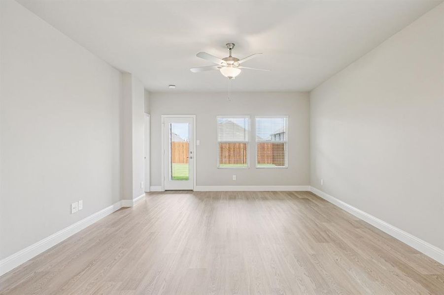 Photo is not of the actual home, but is an inspirational photo of builder’s model home and may depict options, furnishings, and/or decorator features that are not included. Photo is not of the actual home, but is an inspirational photo of builder’s model home and may depict options, furnishings, and/or decorator features that are not included.