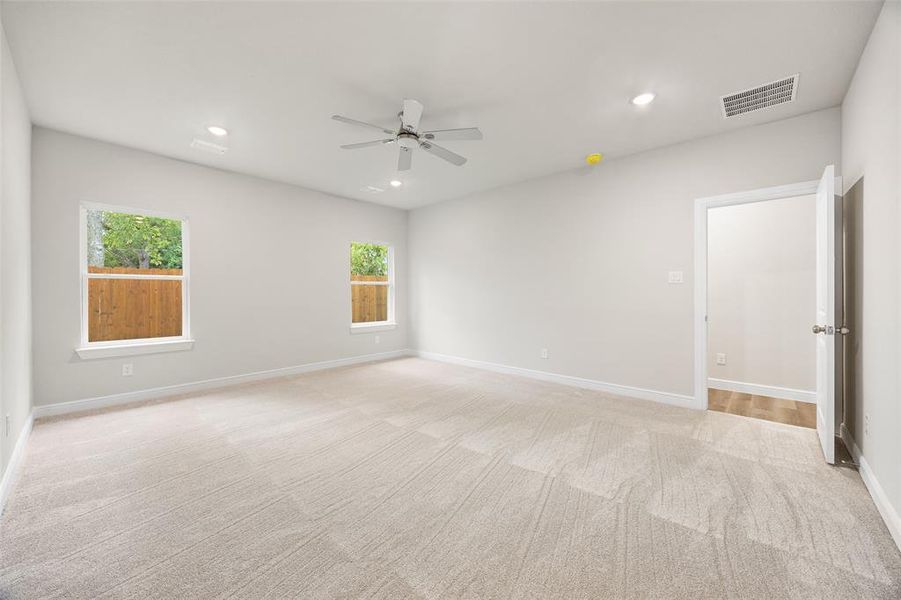 Spacious, unfurnished interior of a new home in , Fort Worth (Image 32).
