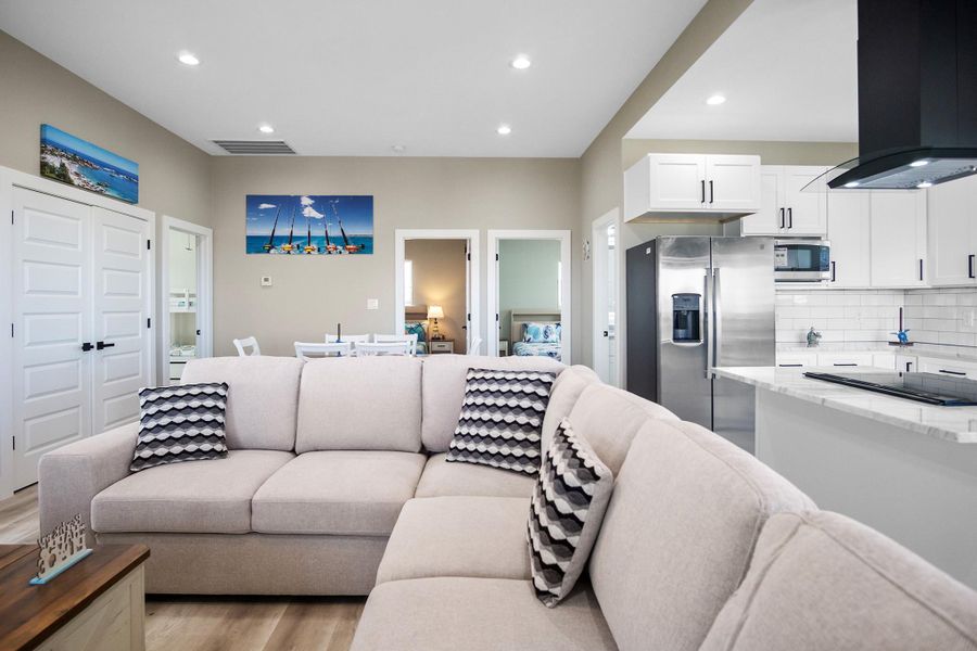 Furnished interior view inside a new home in , Bolivar (Image 33).