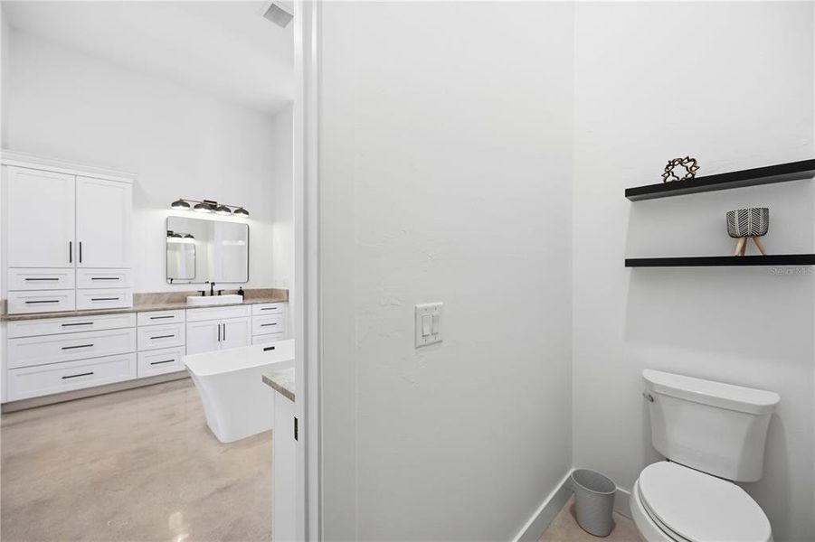 Furnished interior view inside a new home in , Port Charlotte (Image 68).