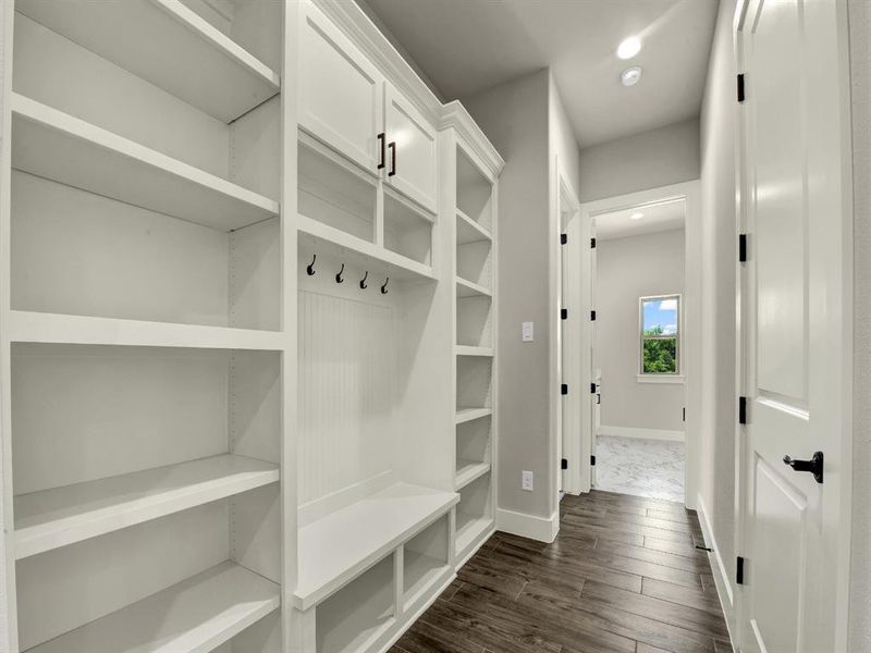 Furnished interior view inside a new home in , Weatherford (Image 9).