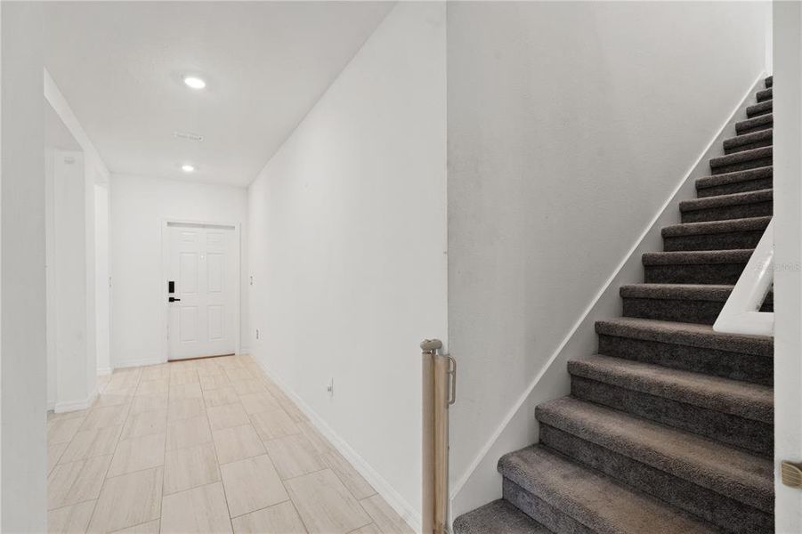 Spacious, unfurnished interior of a new home in Connerton, Land O' Lakes (Image 26). Spacious, unfurnished interior of a new home in Connerton, Land O' Lakes (Image 26).