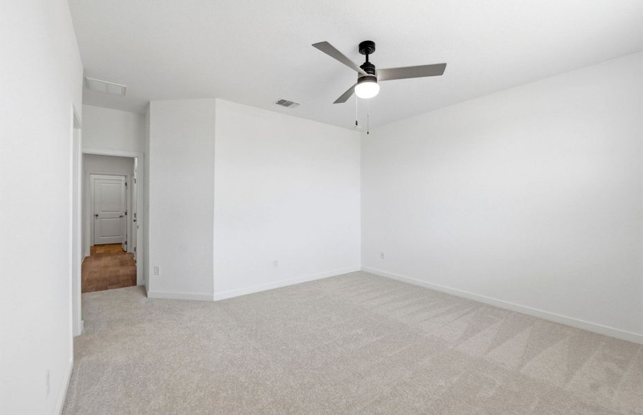 Spacious, unfurnished interior of a new home in La Cima, San Marcos (Image 24).