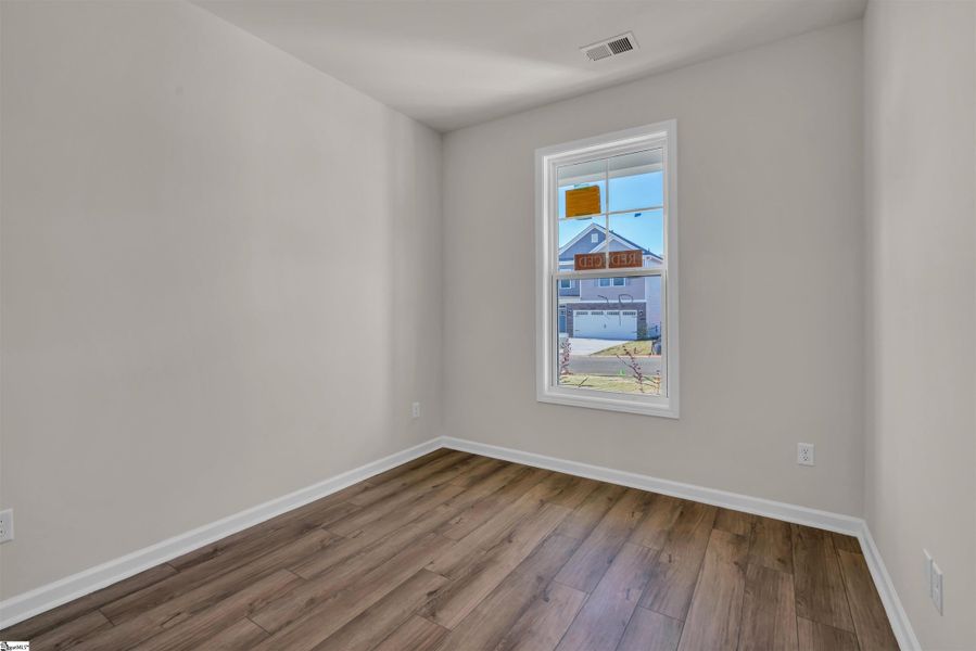 Spacious, unfurnished interior of a new home in Halton Oaks, Spartanburg (Image 12).