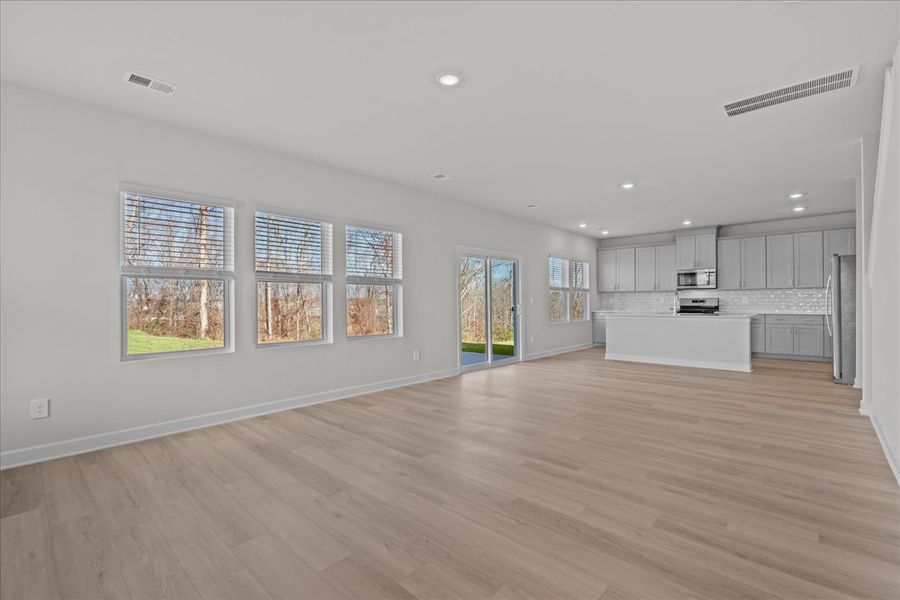 Spacious, unfurnished interior of a new home in Collier Ridge, Moore (Image 17). Spacious, unfurnished interior of a new home in Collier Ridge, Moore (Image 17).
