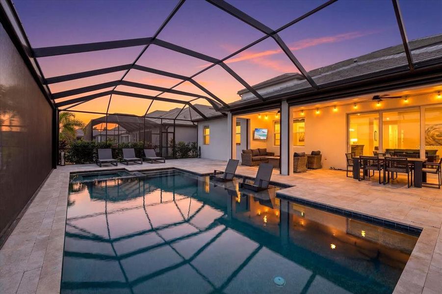 Exterior details and patio area of a home in , Lakewood Ranch (Image 24).