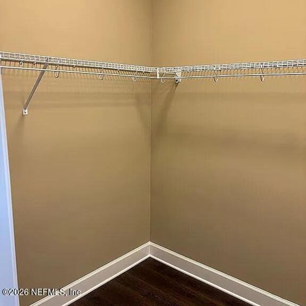 Spacious, unfurnished interior of a new home in , Green Cove Springs (Image 19).