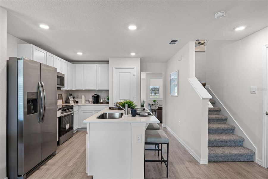 Furnished interior view inside a new home in Evergreen Park, Kissimmee (Image 20).