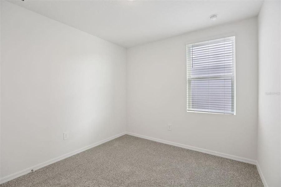 Spacious, unfurnished interior of a new home in Springs at Lake Alfred - Classic Series, Lake Alfred (Image 38).