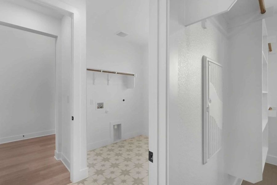 Representative unfurnished interior of a home built from the Hudson by Chesmar Homes in Newhaven, Manor (Image 23). Representative unfurnished interior of a home built from the Hudson by Chesmar Homes in Newhaven, Manor (Image 23).
