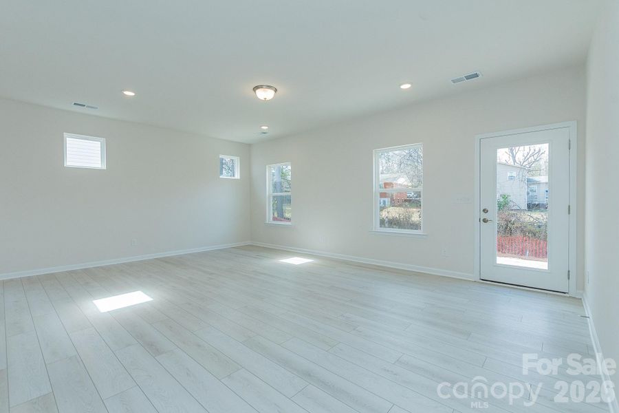 Spacious, unfurnished interior of a new home in Winecoff, Salisbury (Image 26).