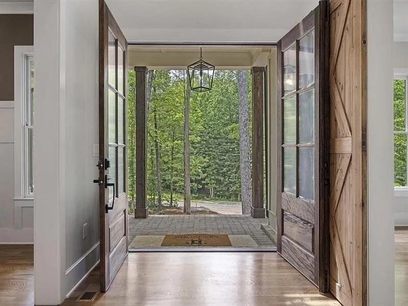 Furnished interior view inside a new home in , Woodstock (Image 38).