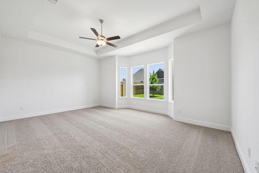 Spacious, unfurnished interior of a new home in Evergreen 70', Conroe (Image 26).