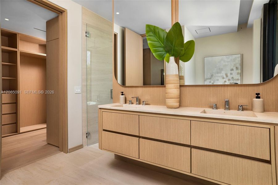 Furnished interior view inside a new home in , Miami Beach (Image 51).