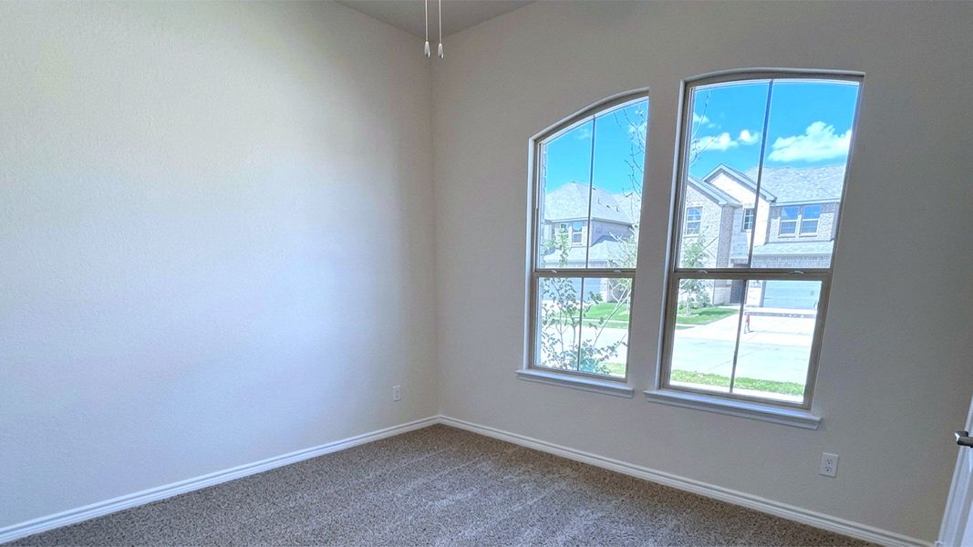 Spacious, unfurnished interior of a new home in Lakewood Trails, Forney (Image 16).