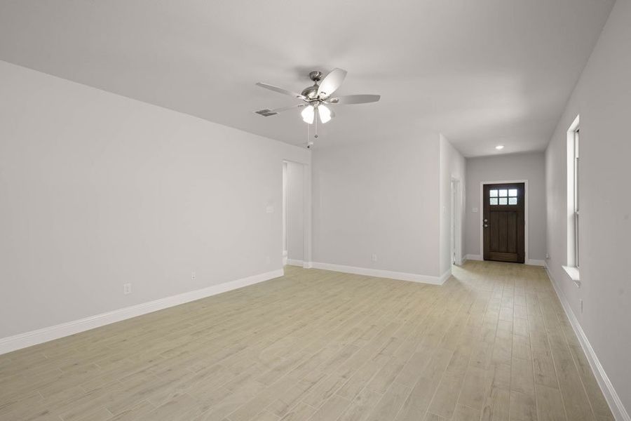 Front exterior of a new home in Redden Farms – Active Adult, Midlothian, TX, highlighting curb appeal (Image 7). Front exterior of a new home in Redden Farms – Active Adult, Midlothian, TX, highlighting curb appeal (Image 7).