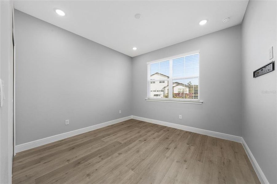Spacious, unfurnished interior of a new home in , St. Cloud (Image 27).