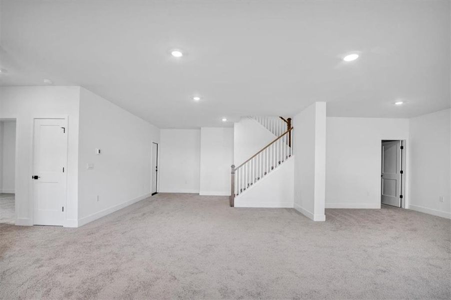 Spacious, unfurnished interior of a new home in Tuscany Hills, Douglasville (Image 15). Spacious, unfurnished interior of a new home in Tuscany Hills, Douglasville (Image 15).
