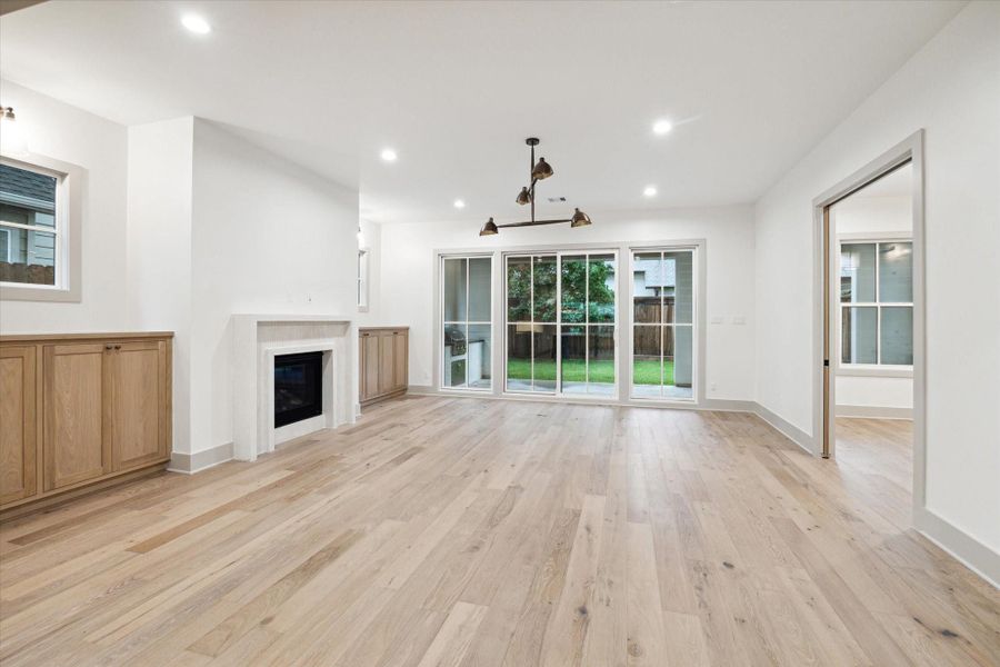 **Previous Builder Project** **Previous Builder Project**