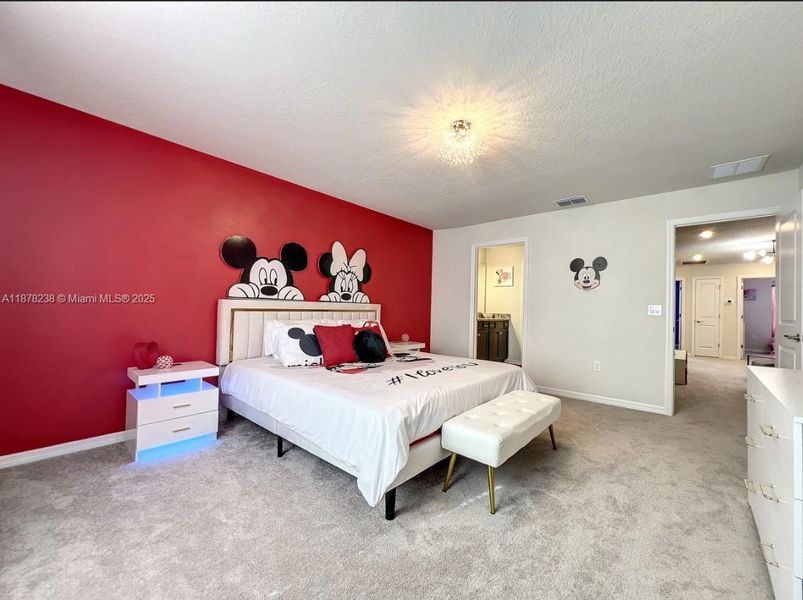 Furnished interior view inside a new home in , Davenport (Image 47).