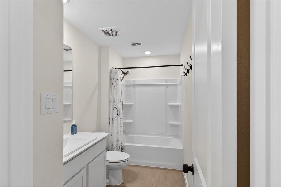 Furnished interior view inside a new home in Creekview, Pilot Point (Image 13).