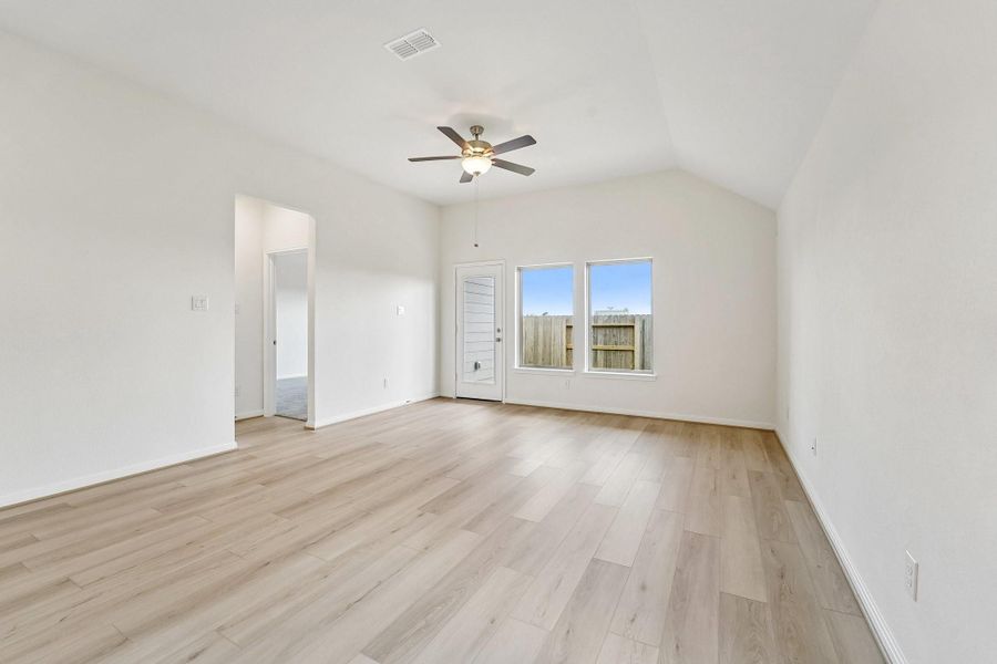 Spacious, unfurnished interior of a new home in Aldeana, Bonney (Image 23). Spacious, unfurnished interior of a new home in Aldeana, Bonney (Image 23).