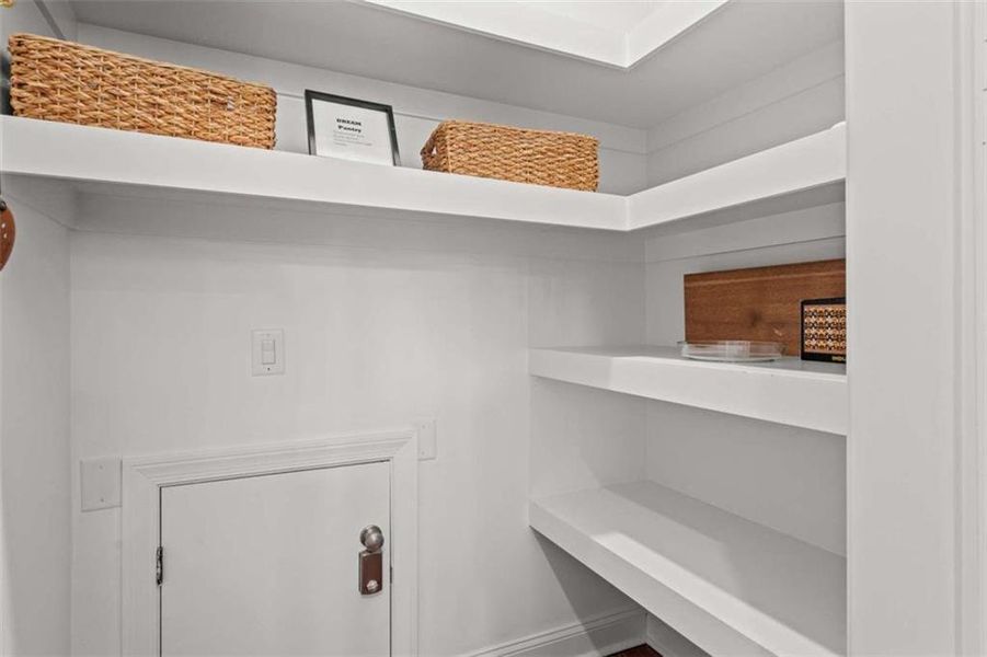 Close-up of interior finishes inside a home in , Carrollton (Image 22).