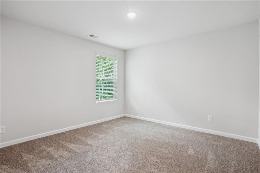 Spacious, unfurnished interior of a new home in River Walk Farm, Covington (Image 14).
