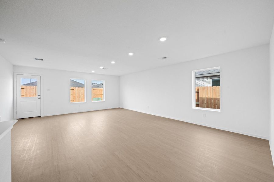 Spacious, unfurnished interior of a new home in The Grand Prairie, Hockley (Image 26). Spacious, unfurnished interior of a new home in The Grand Prairie, Hockley (Image 26).