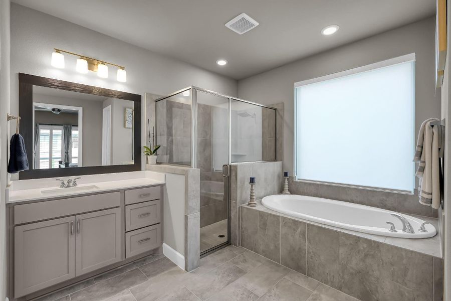 Furnished interior view inside a new home in Grand Central Park 45', Conroe (Image 17).