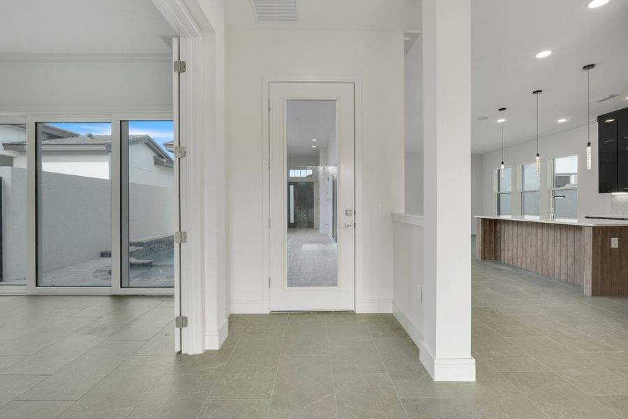 Representative unfurnished interior of a home built from the Courtyard 50 3BR by ABD Development in Hampton Green at Providence, Davenport (Image 44).