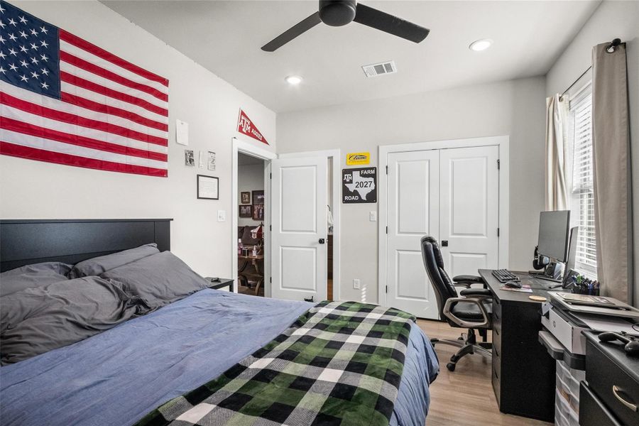 Furnished interior view inside a new home in , College Station (Image 28). Furnished interior view inside a new home in , College Station (Image 28).