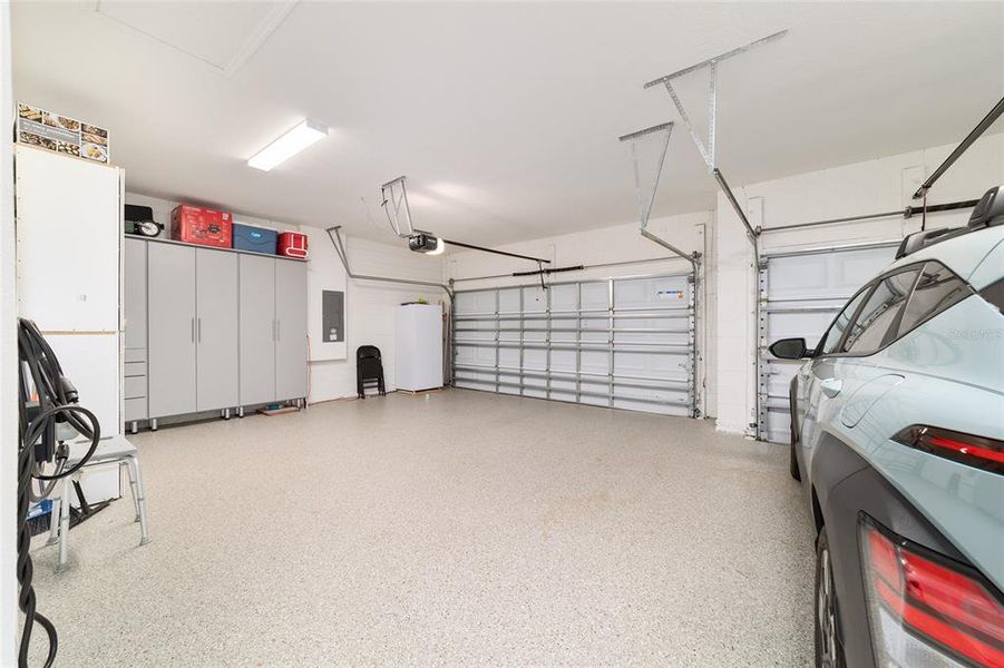 Spacious, unfurnished interior of a new home in Brookhaven, Ocala (Image 24).