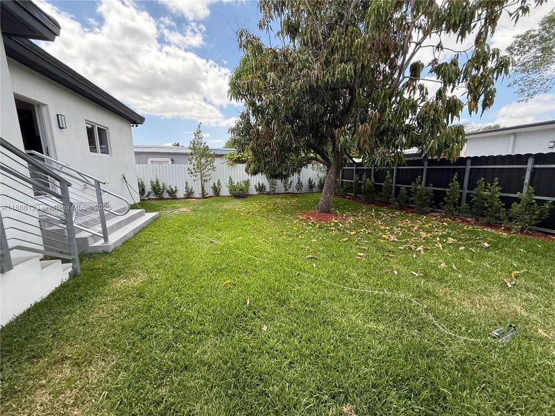 Image 28 of a home in .