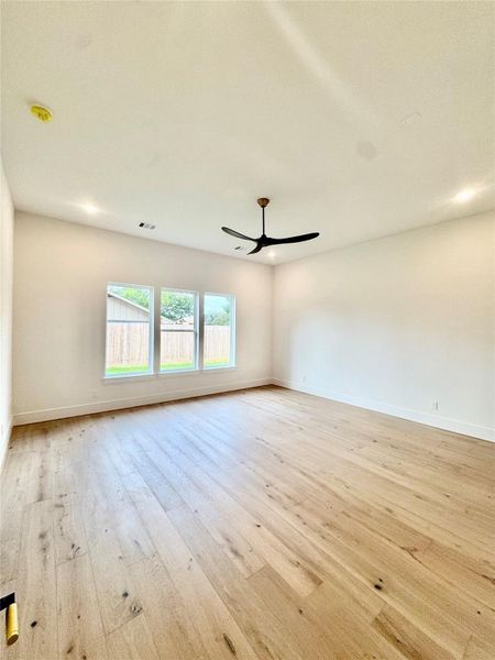 PRIMARY BEDROOM PRIMARY BEDROOM