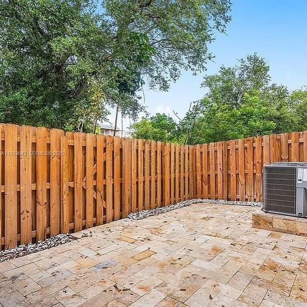 Exterior details and patio area of a home in , Lauderhill (Image 3).